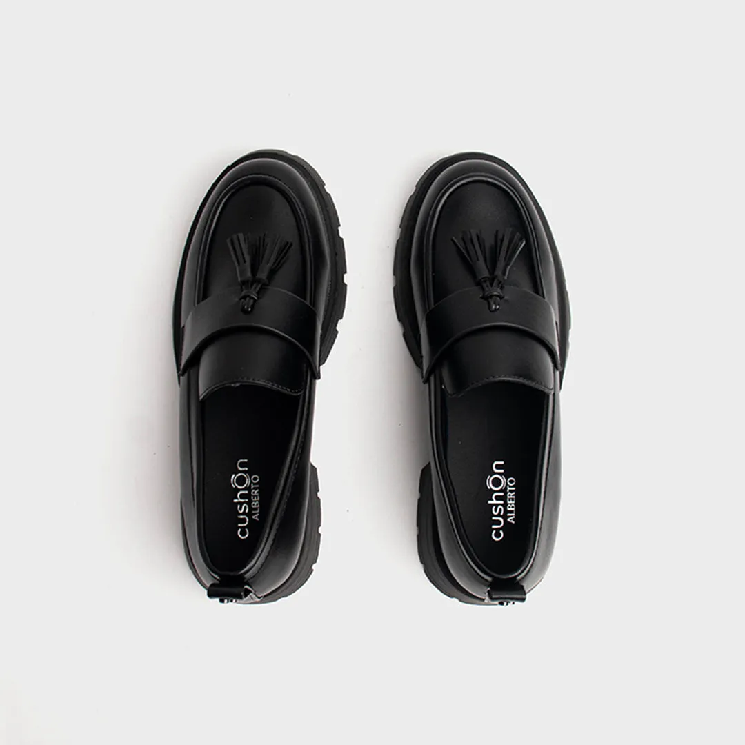 cushOn Women's Erin Tassel Flats