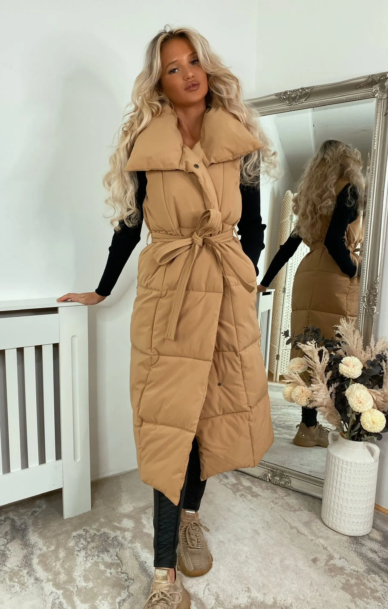 Long Sleeveless Puffer Padded Hooded Coat
