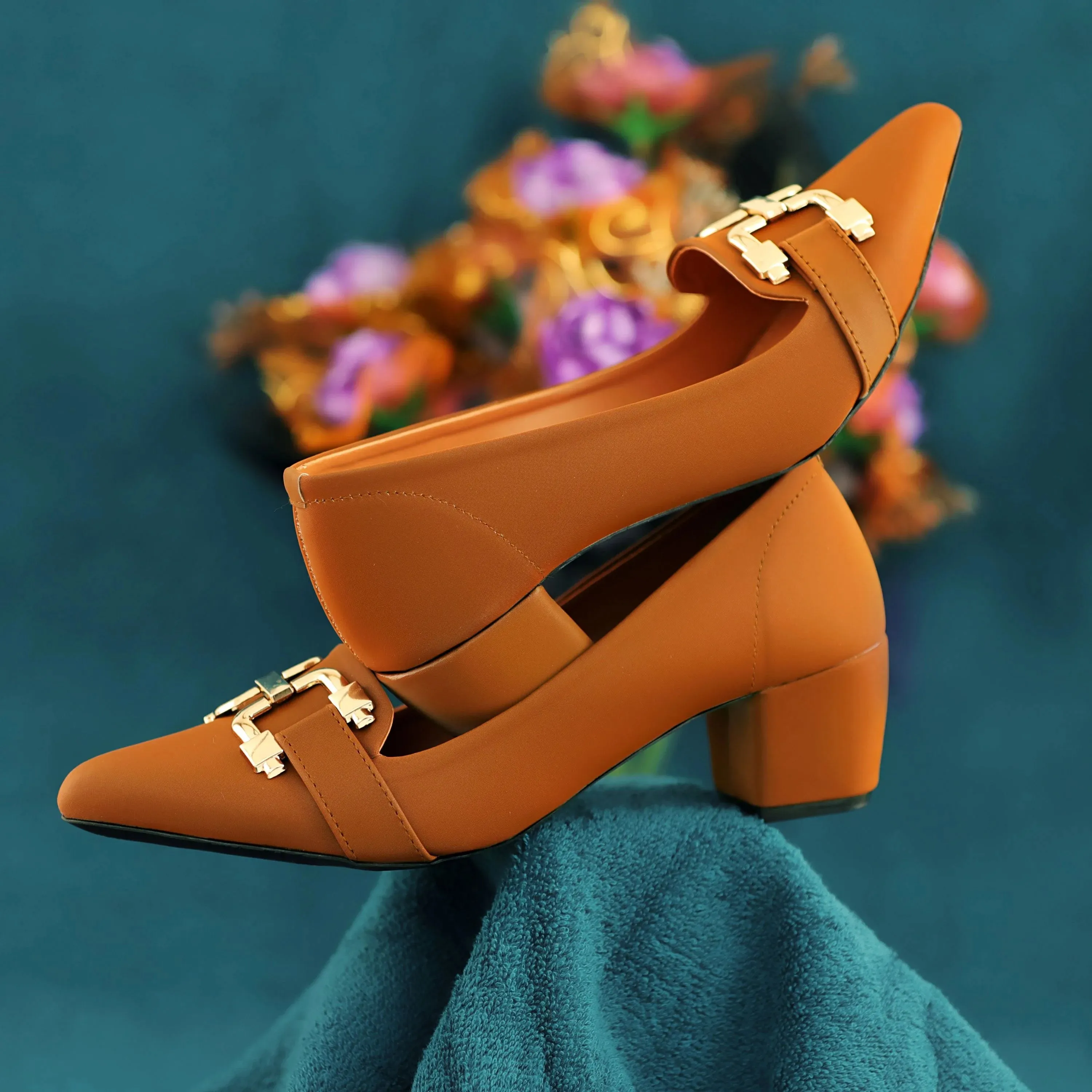 Swank Brown women court shoes