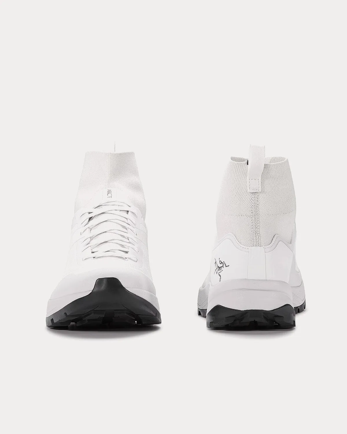 Vertex Atmos / Black Running Shoes